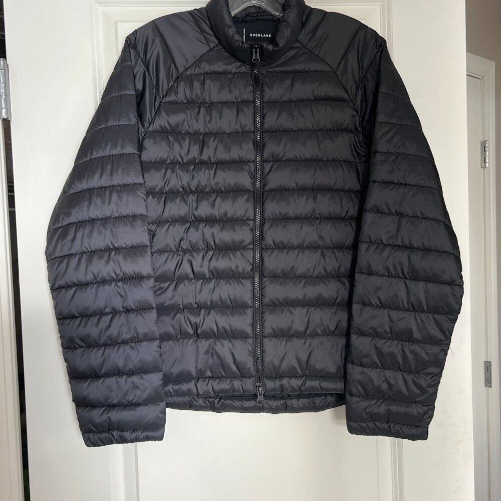 EVERLANE Women's Renew Lightweight Puffer Jacket - Black,  Size Large -  EUC - Picture 16 of 16